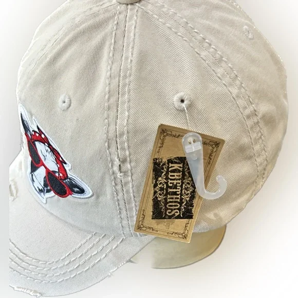 New! This Heifer Don’t Take No Bull Hat. Cream Color - Picture 2 of 4